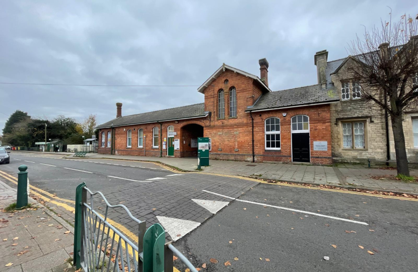 Sleaford Train Station