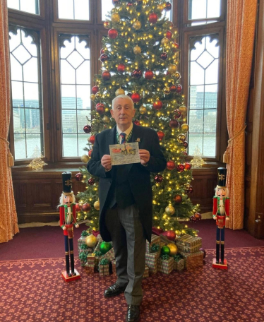 Sir Lindsay Hoyle with Winning Christmas Card