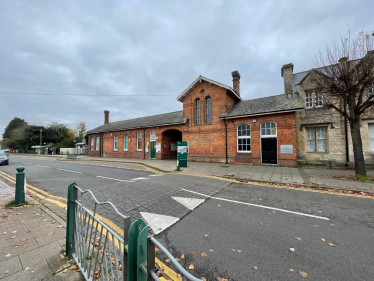 Sleaford Train Station